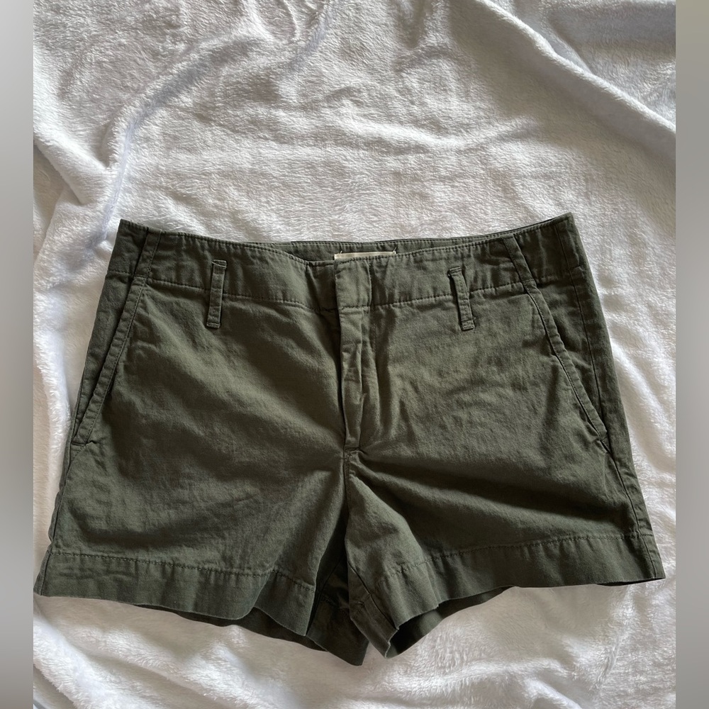 LOFT Women’s high rise olive green shorts. Size 2 but runs bigger.